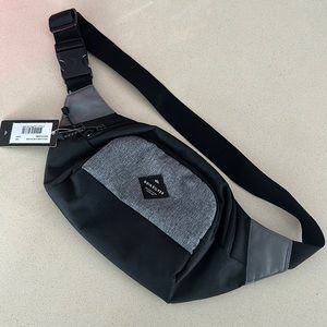 Quiksilver Fanny Pack